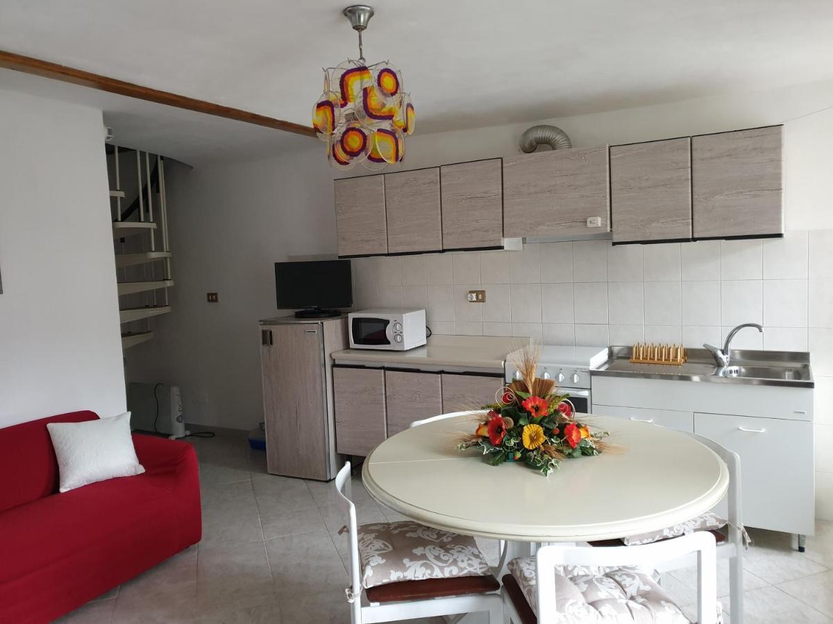 Appartement Casa Le Rondini à Mezzenile Extérieur photo