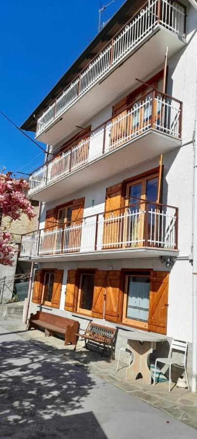 Appartement Casa Le Rondini à Mezzenile Extérieur photo
