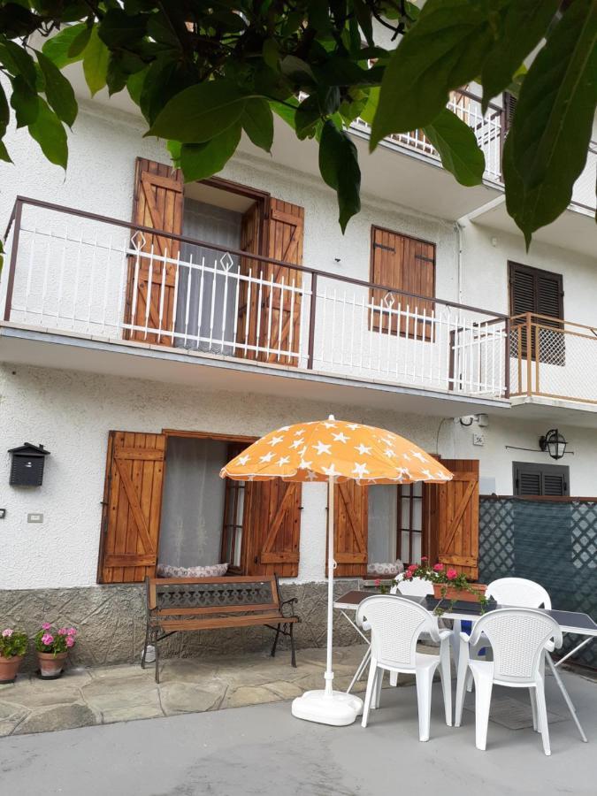 Appartement Casa Le Rondini à Mezzenile Extérieur photo