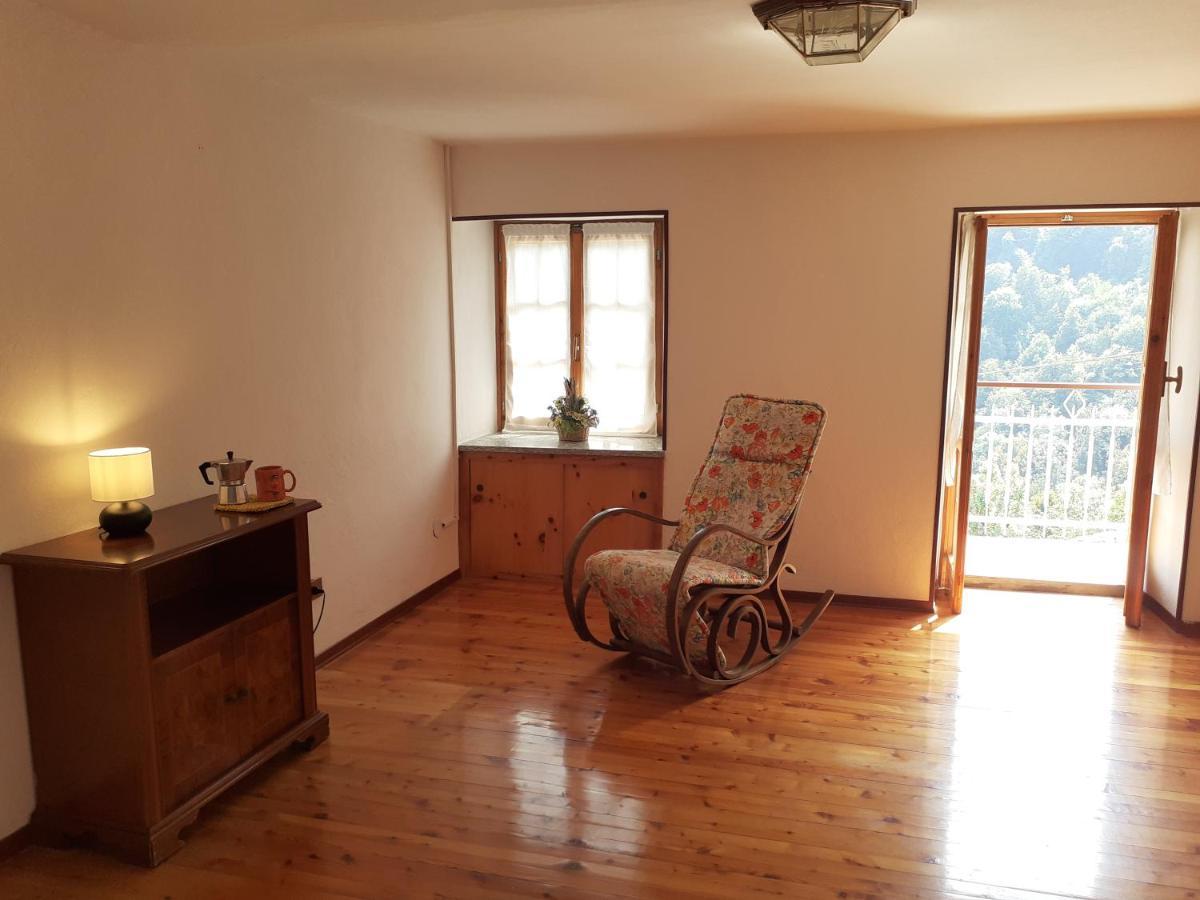 Appartement Casa Le Rondini à Mezzenile Extérieur photo
