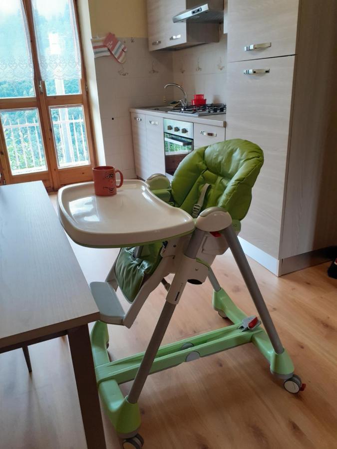 Appartement Casa Le Rondini à Mezzenile Extérieur photo